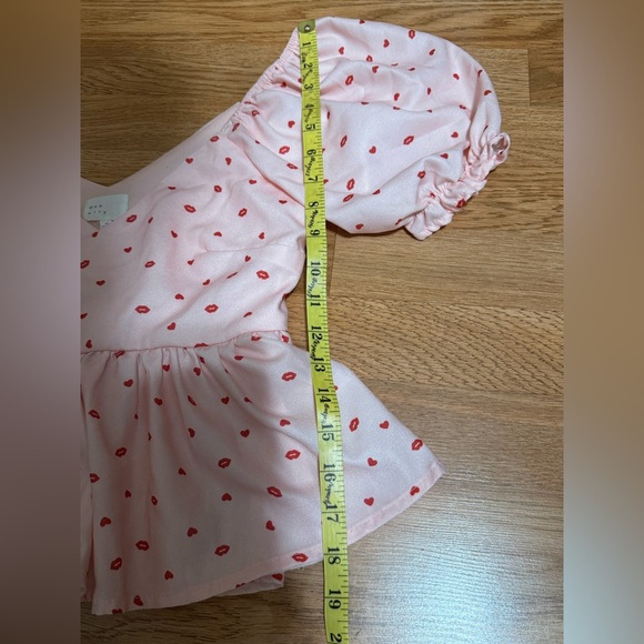 CANDY HEARTS PEPLUM TOP Puff Sleeve Size S - Picture 8 of 10